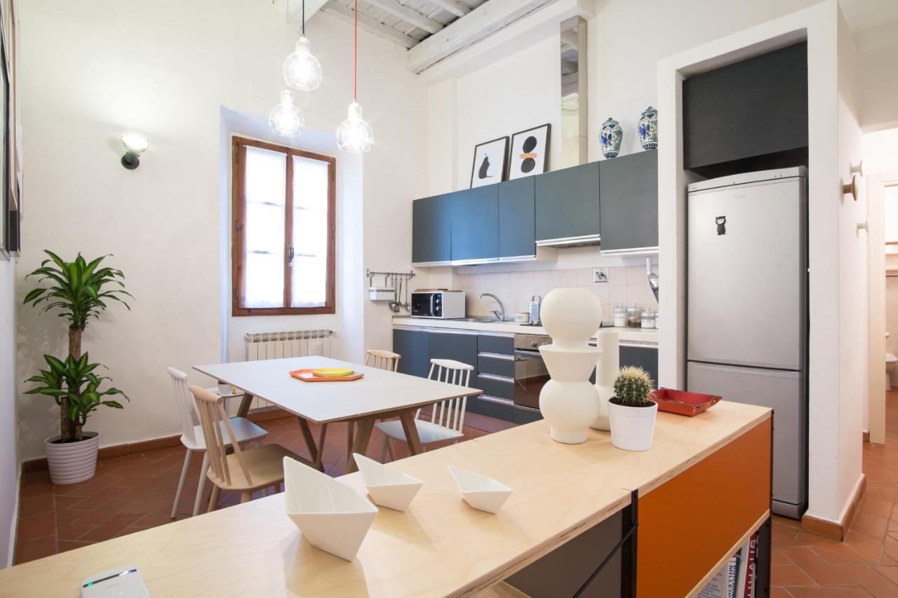 Design Apartment In Firenze Bagian luar foto